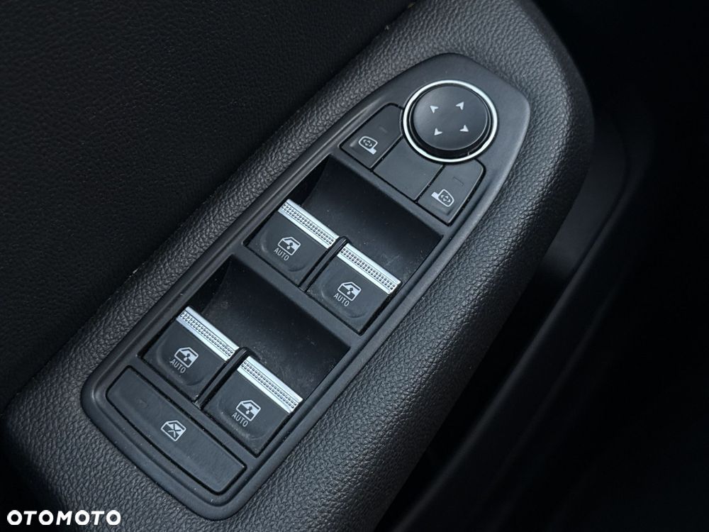 Renault Clio - 29