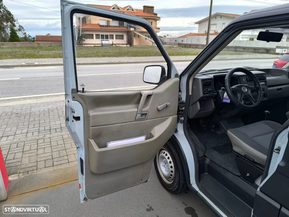 VW Transporter 2.4 D Kombi Sp. - 9