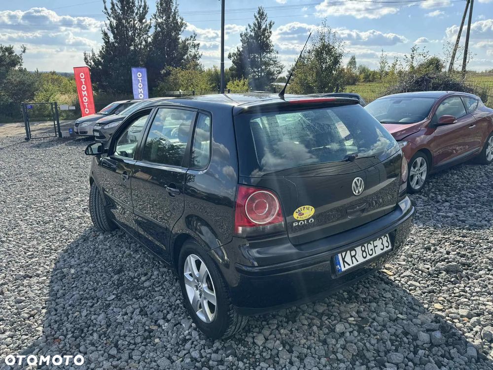 Volkswagen Polo 1.4 16V Trendline - 5