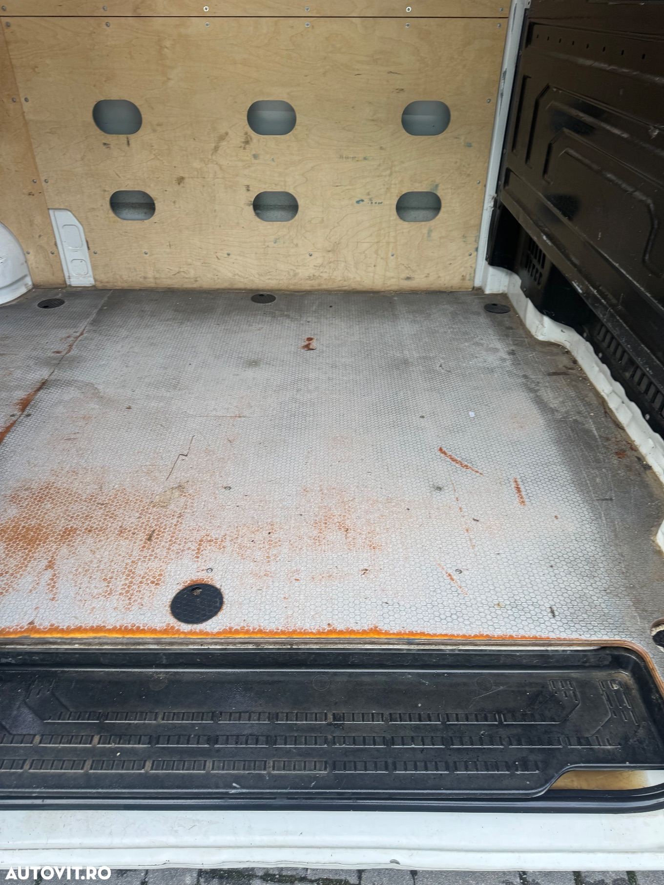 Volkswagen Crafter - 16