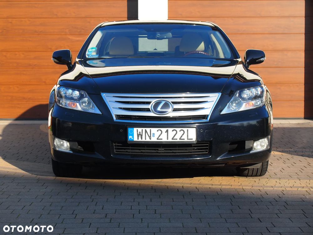 Lexus LS 600h L Superior - 2