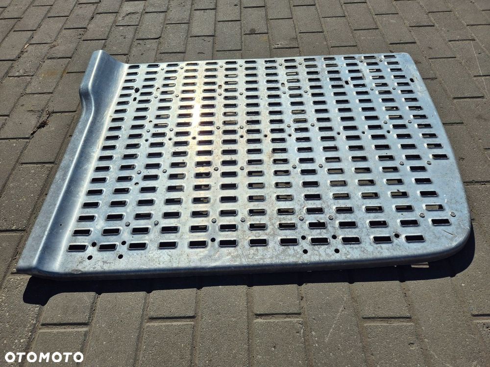 PODEST ALUMINIOWY BLACHA NA RAMĘ , ZBIORNIK PALIWA DAF XF 106 , CF LIFT - 2