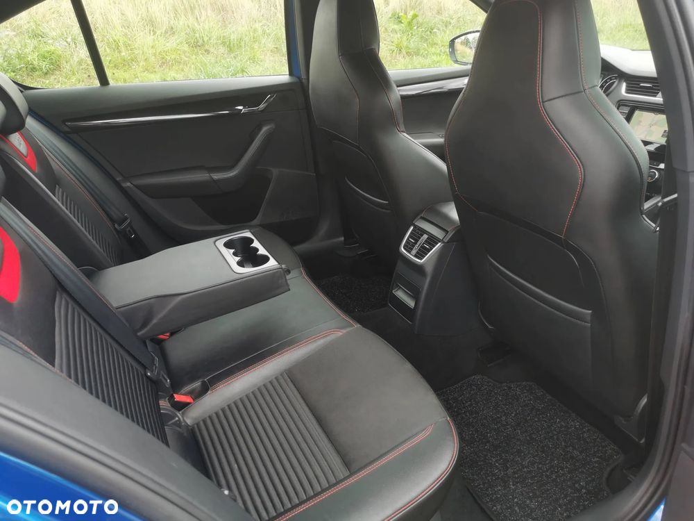 Skoda Octavia 2.0 TDI (Green tec) RS - 12
