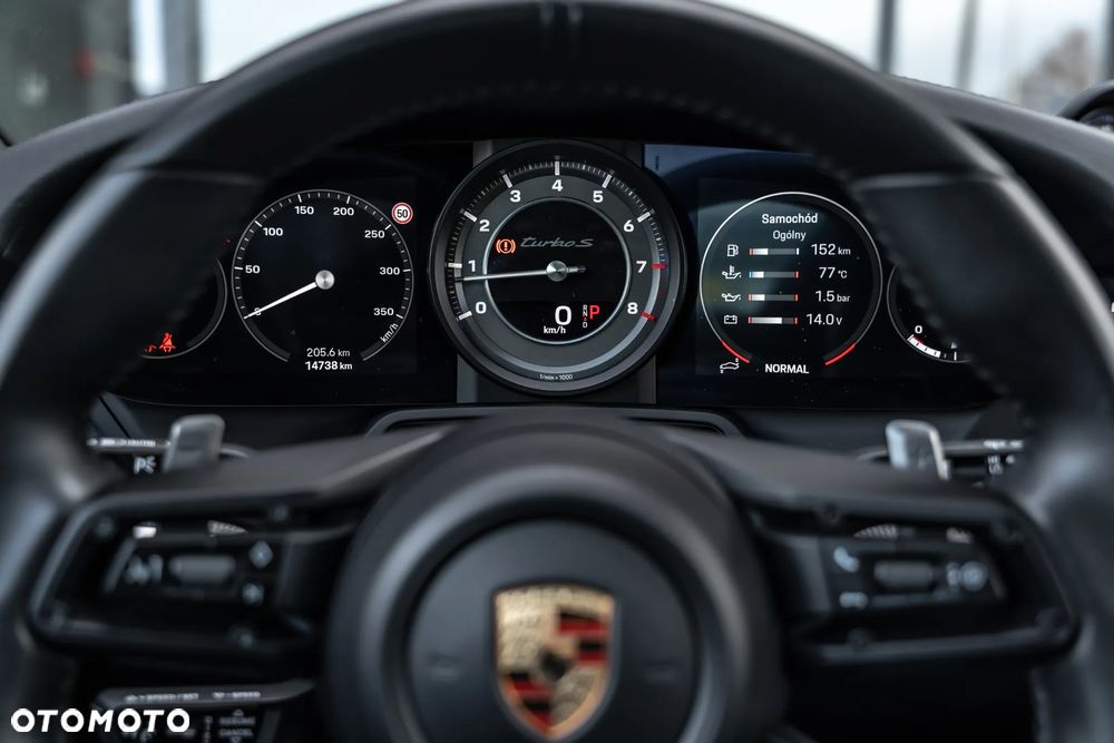 Porsche 911 Turbo S - 28