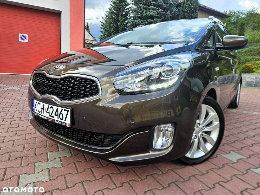 Kia Carens 1.6 GDI Dream-Team Edition - 4