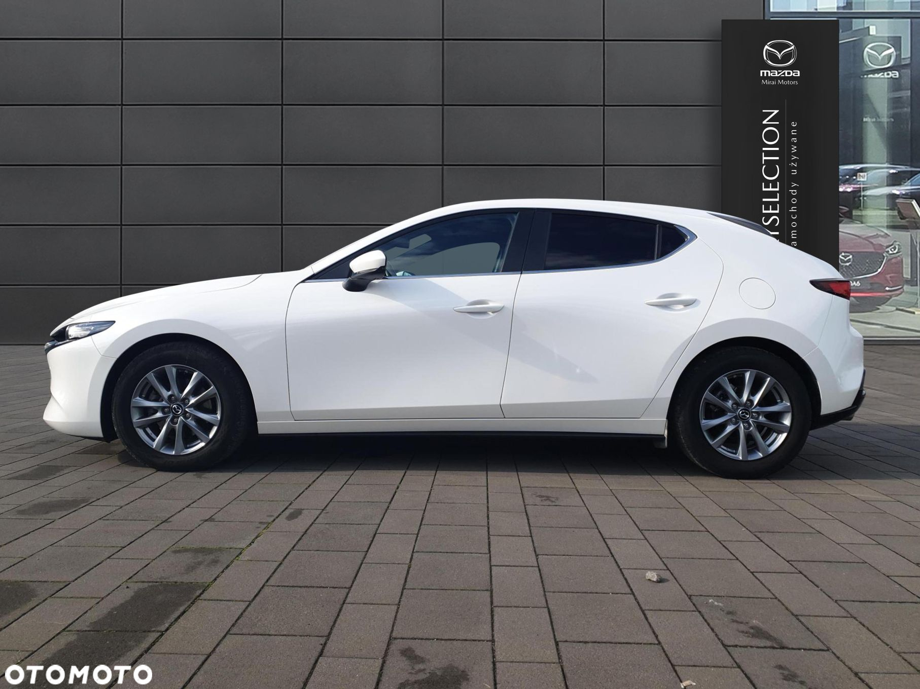 Mazda 3 - 4