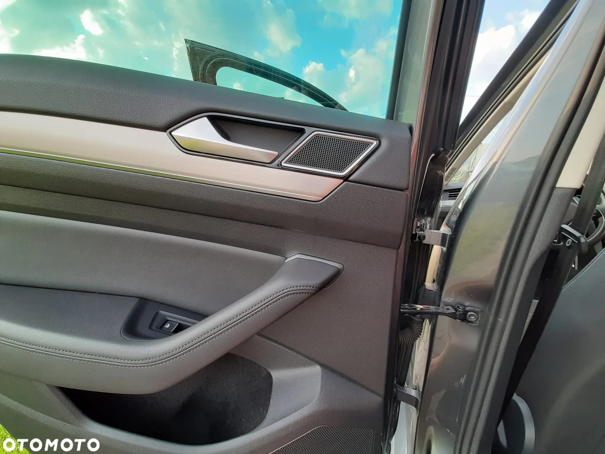Volkswagen Passat 2.0 TDI BMT Highline DSG - 10