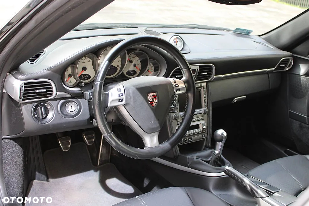 Porsche 911 Turbo - 19