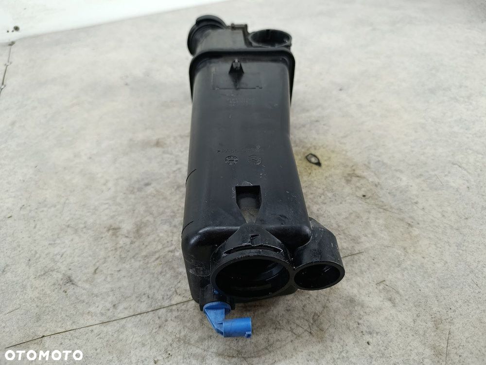 ZBIORNICZEK WYRÓWNAWCZY BMW 3 E46 2002165 1.9 8V 318i - 5