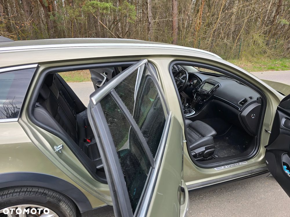 Opel Insignia 2.0 CDTI Cosmo 4x4 S&S - 22