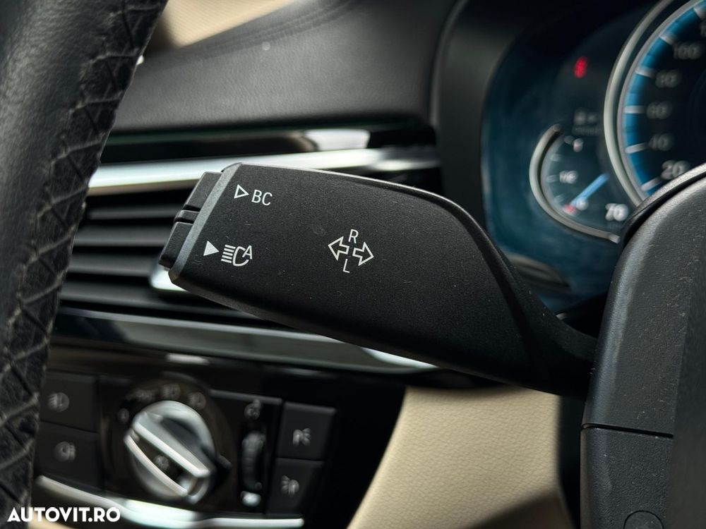 BMW Seria 5 520d AT - 22