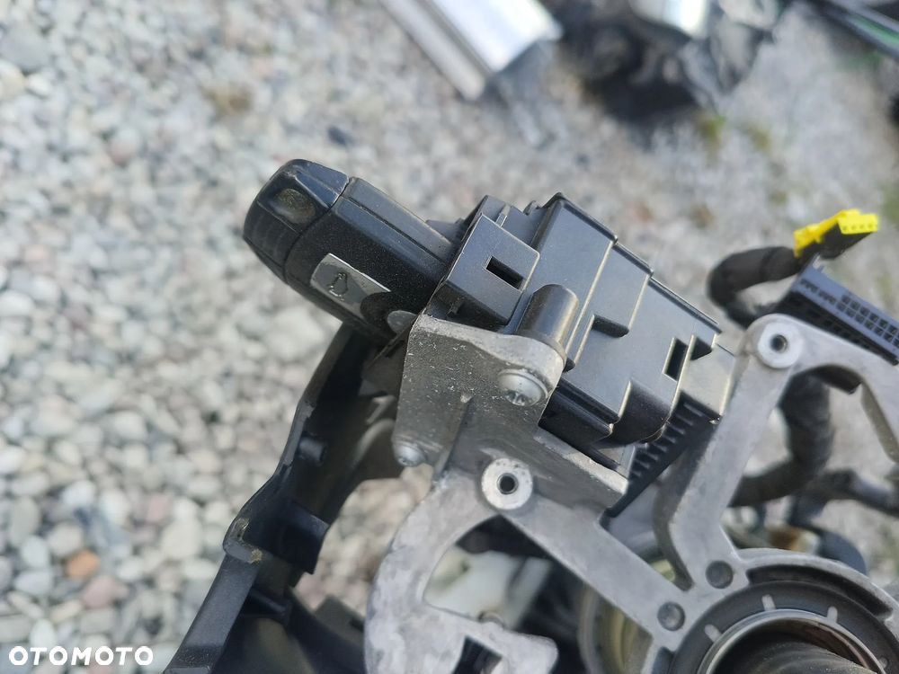 STACYJKA KLUCZYK  BMW E60 E61 08R 3.0 DIESEL MANUAL - 2