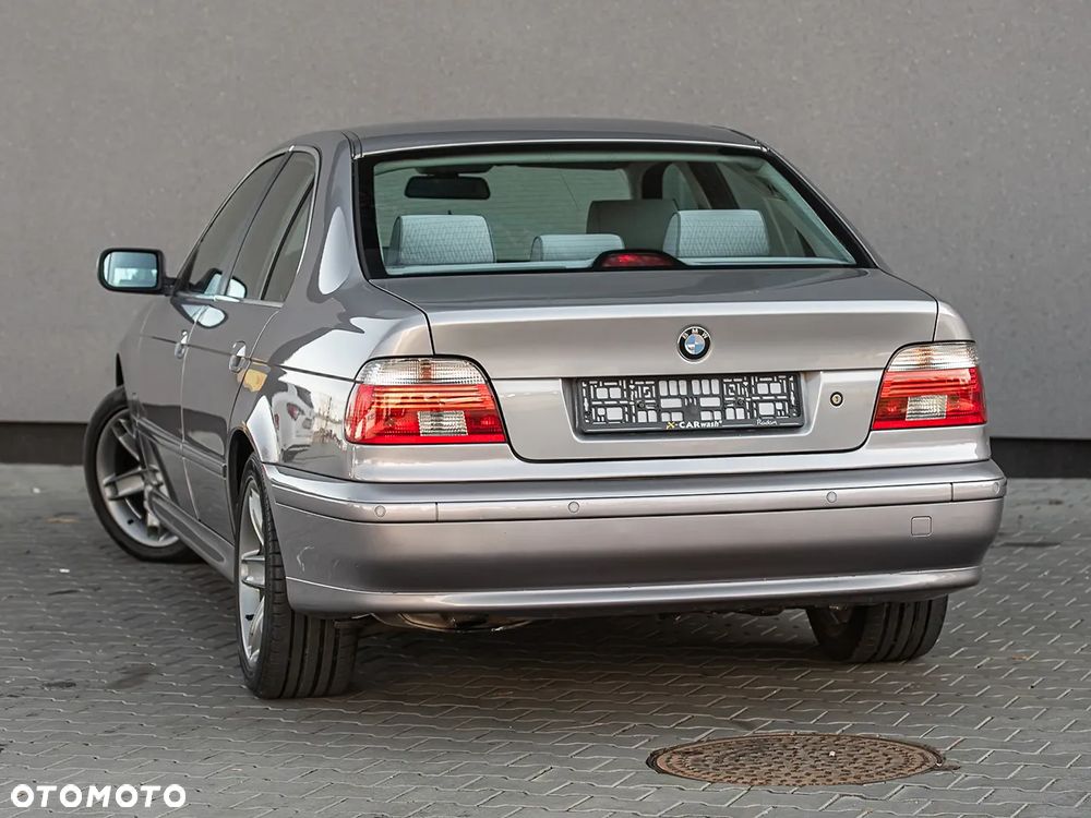 BMW Seria 5 - 8