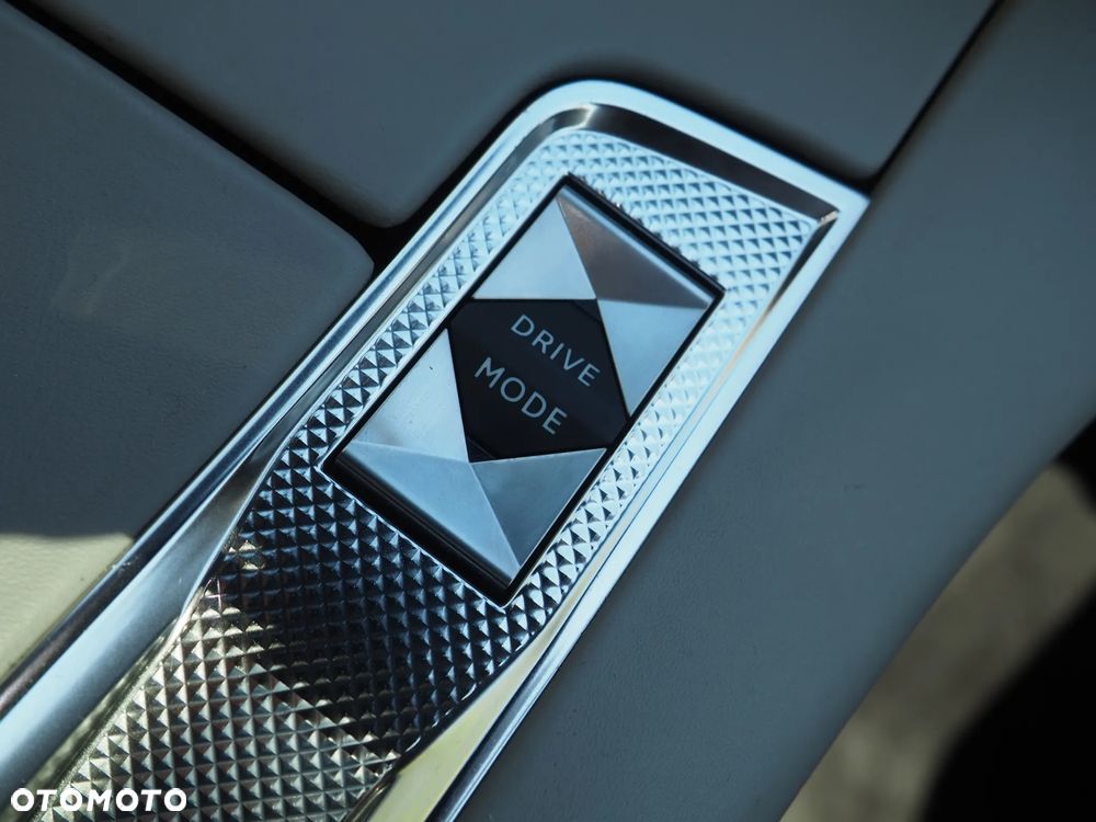 DS Automobiles DS 7 - 15