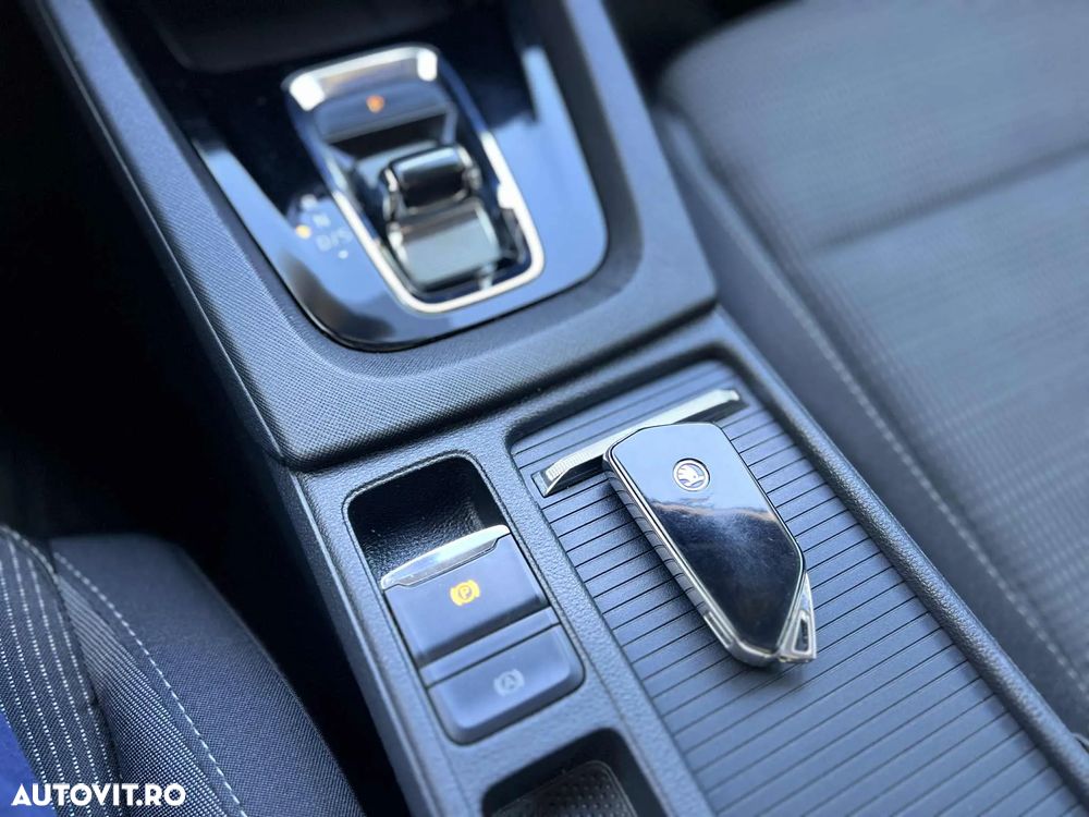 Skoda Octavia 2.0 TDI DSG Ambition - 19