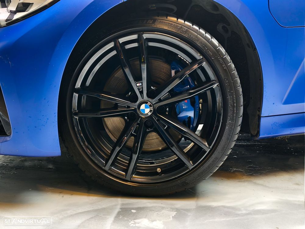 BMW 330 e Pack M Auto - 29
