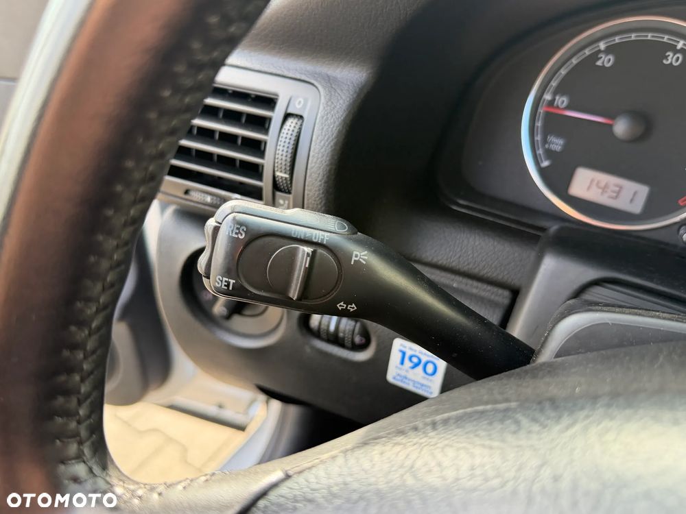 Volkswagen Passat 1.9 TDI - 29