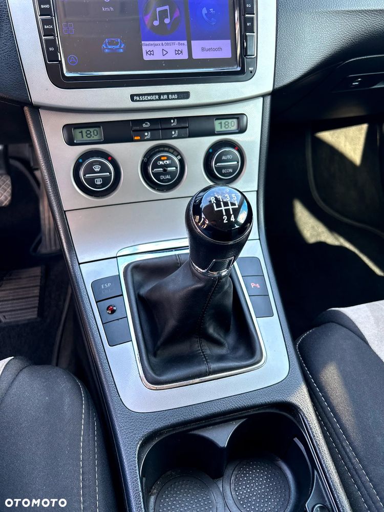 Volkswagen Passat 1.9 TDI Comfortline - 15