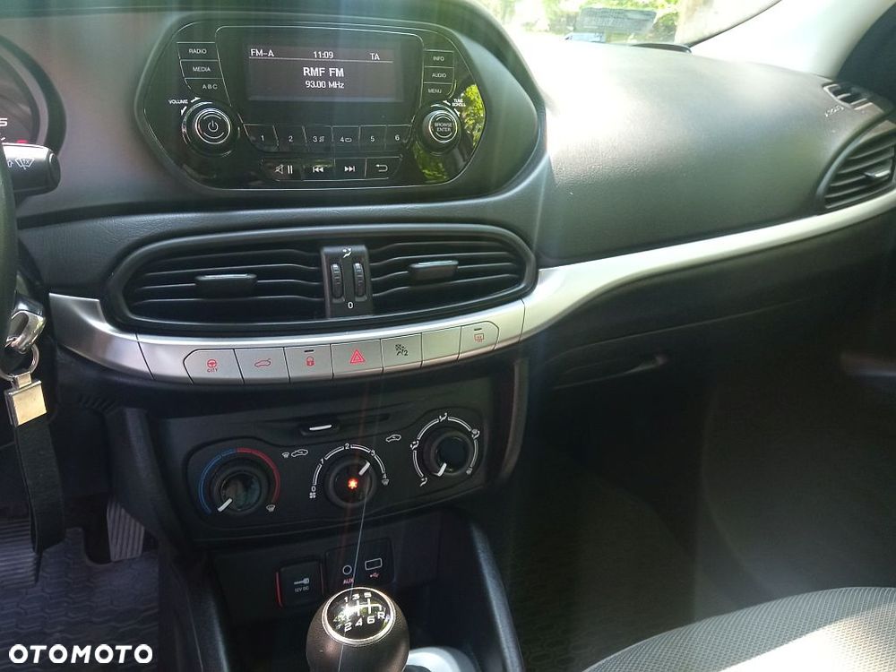 Fiat Tipo 1.4 16V Pop - 12