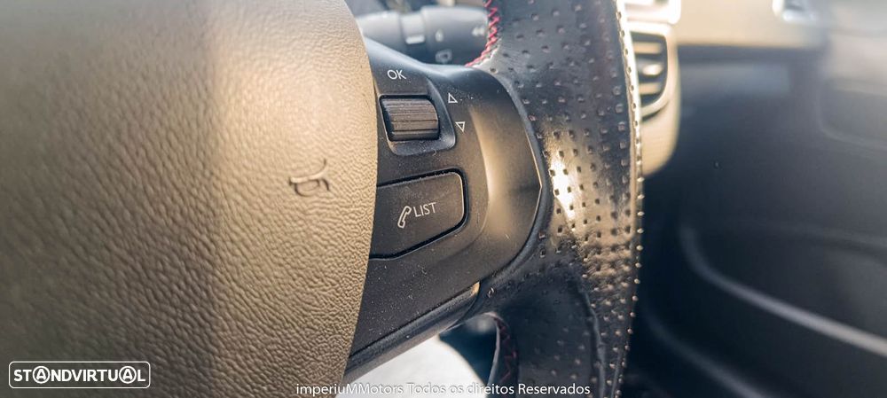 Peugeot 2008 PureTech 130 Stop&Start GT-Line Edition - 13