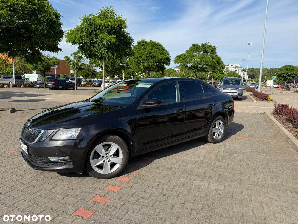 Skoda Octavia 2.0 TDI Style DSG - 1
