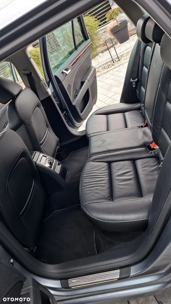 Skoda Superb 2.0 TDI Green tec DSG L&K - 13