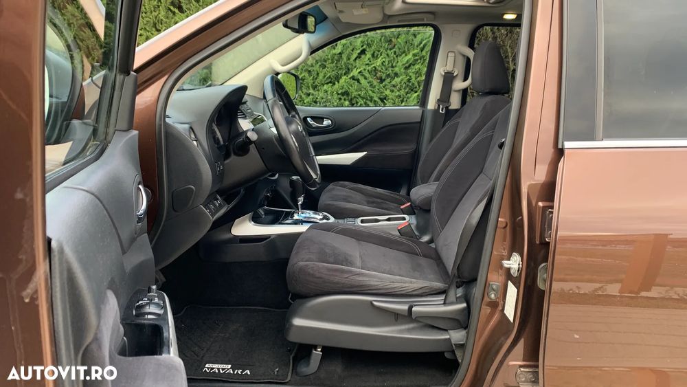 Nissan Navara 2.3 dCi Bi Turbo Double Cab Tekna Aut. - 17