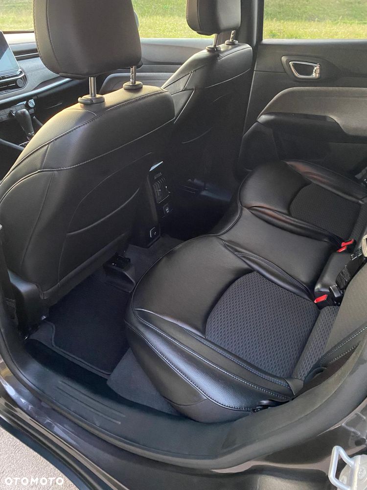 Jeep Compass - 12