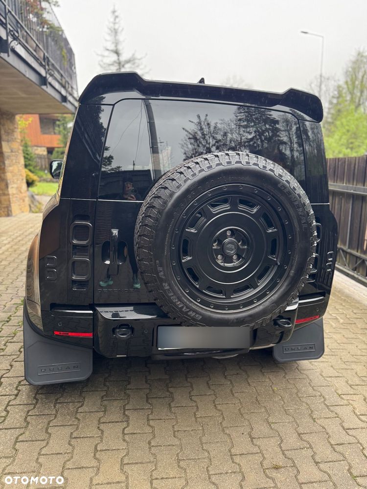 Land Rover Defender 3.0 D300 mHEV X-Dynamic HSE - 11