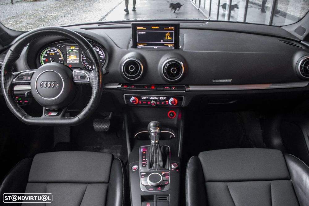 Audi A3 Sportback e-tron 1.4 TFSI S-line S tronic - 36