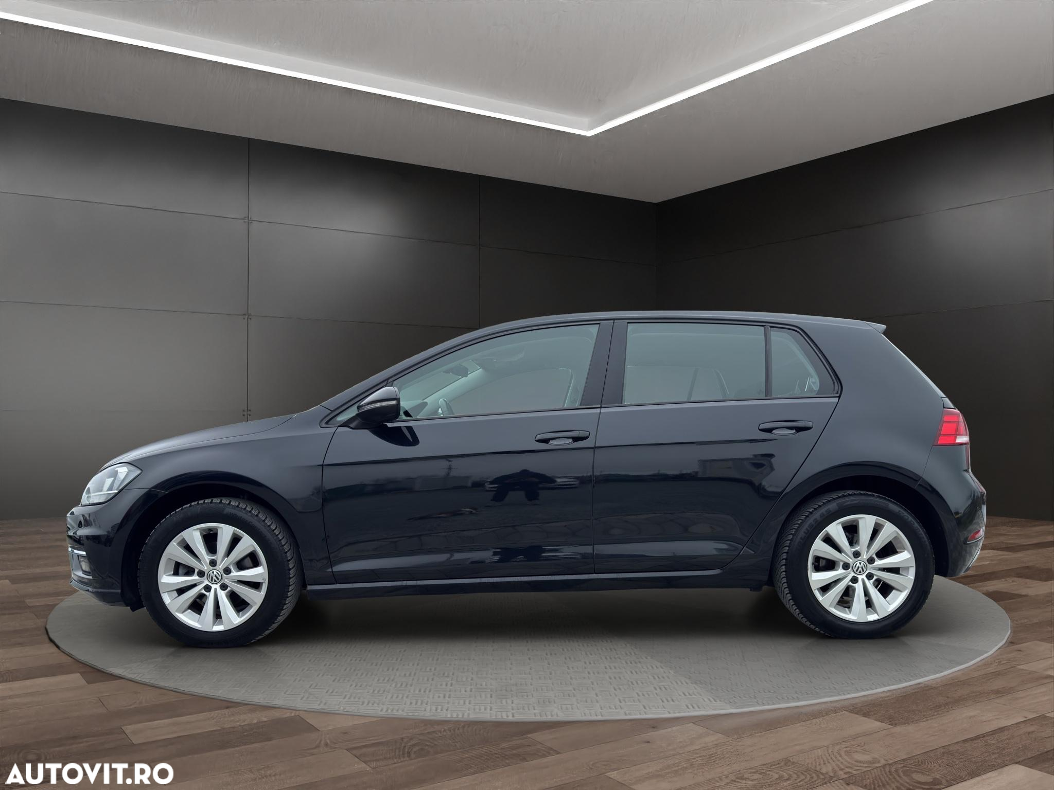 Volkswagen Golf 1.0 TSI (BlueMotion Technology) Comfortline - 13