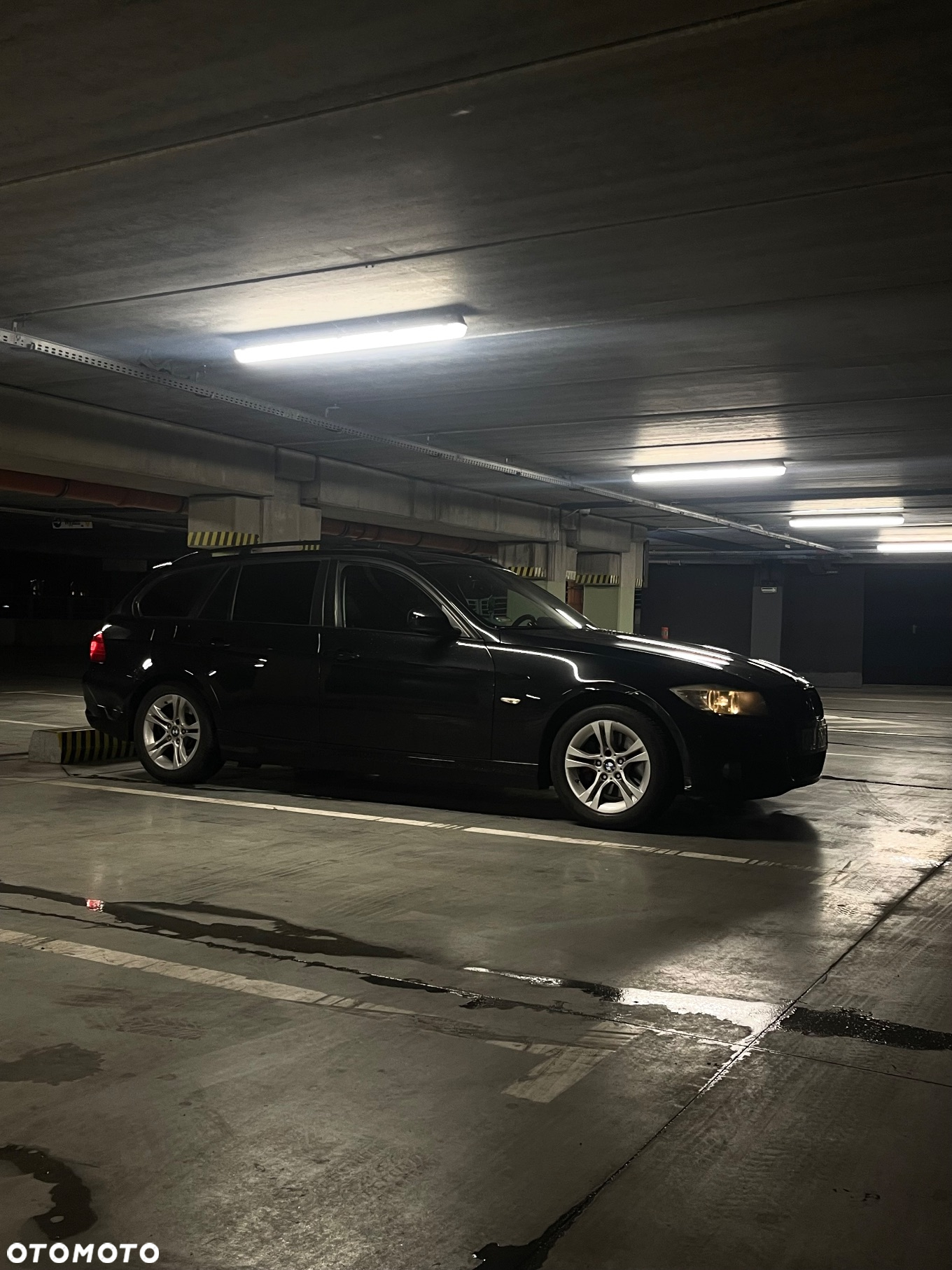 BMW Seria 3 318d - 25