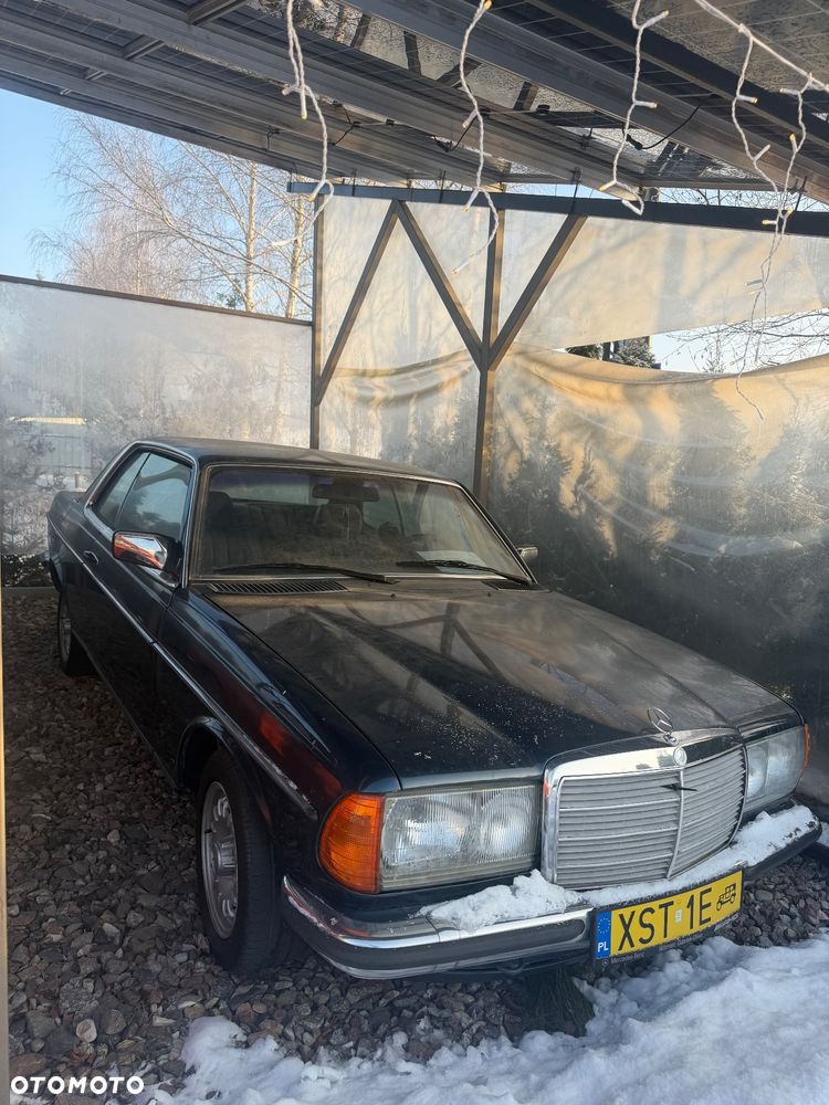 Mercedes-Benz W124 (1984-1993) - 34