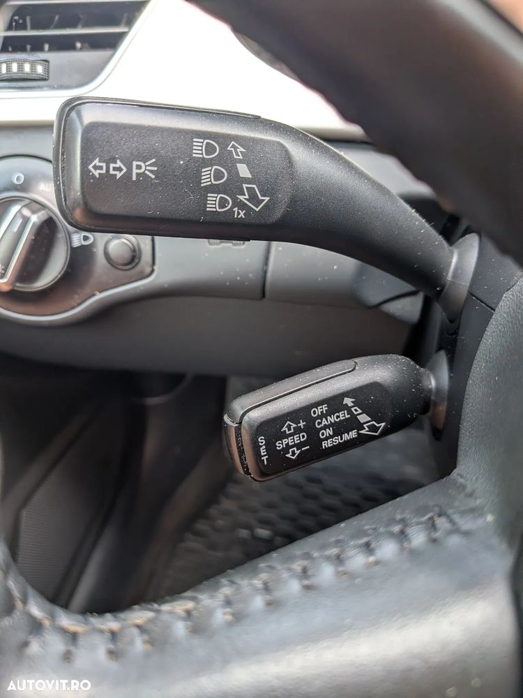 Audi A4 Limuzina 2.0 TDI B8 - 19