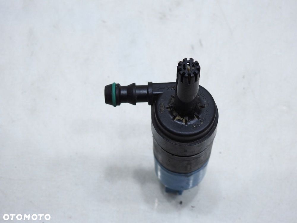 POMPKA SPRYSKIWACZA LAMP AUDI A4 B6 - 5