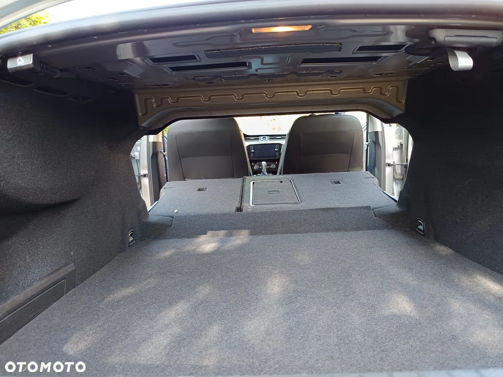 Volkswagen Passat 1.8 TSI BMT Comfortline DSG - 15