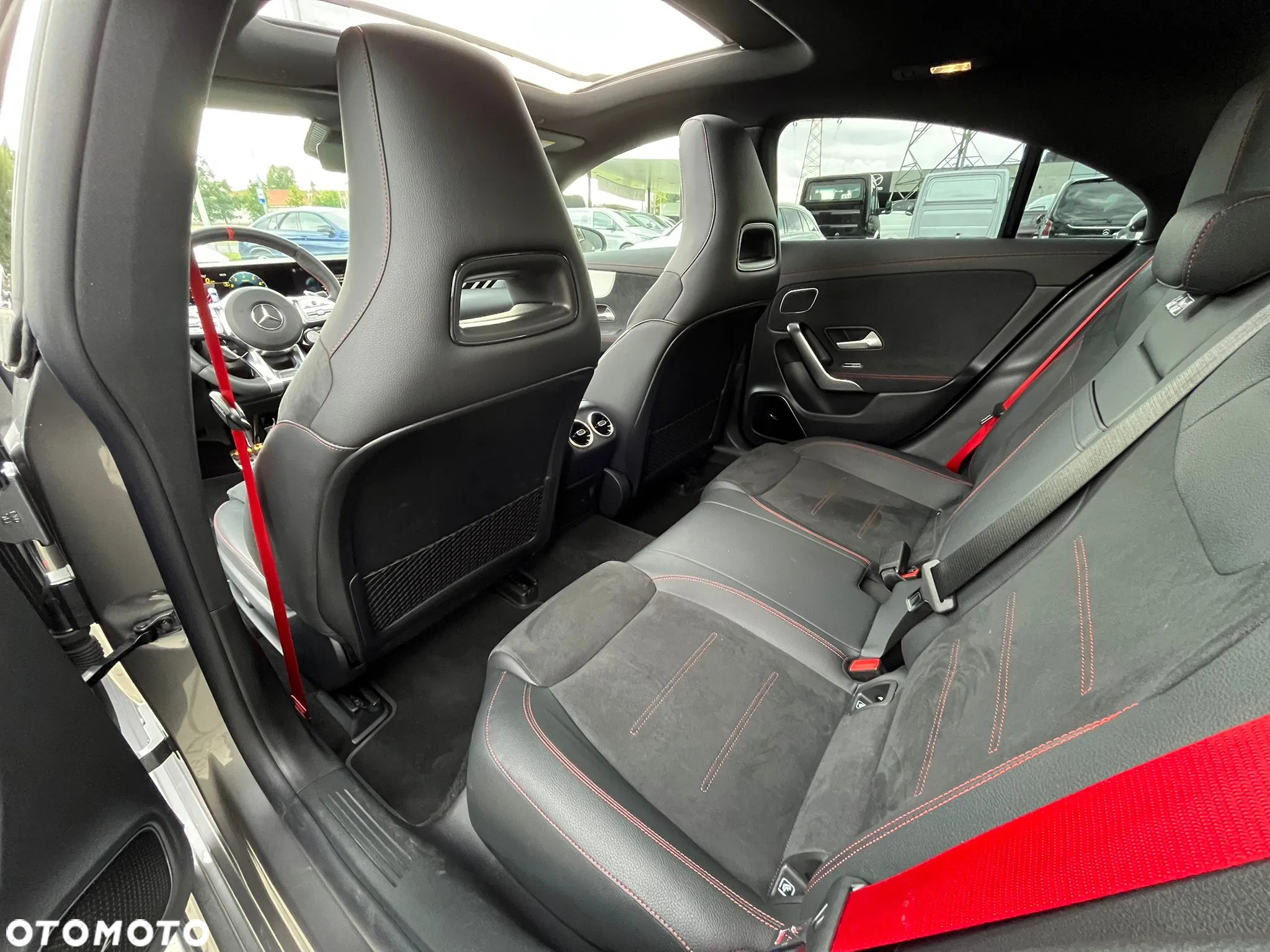Mercedes-Benz CLA AMG 35 4-Matic 7G-DCT - 17