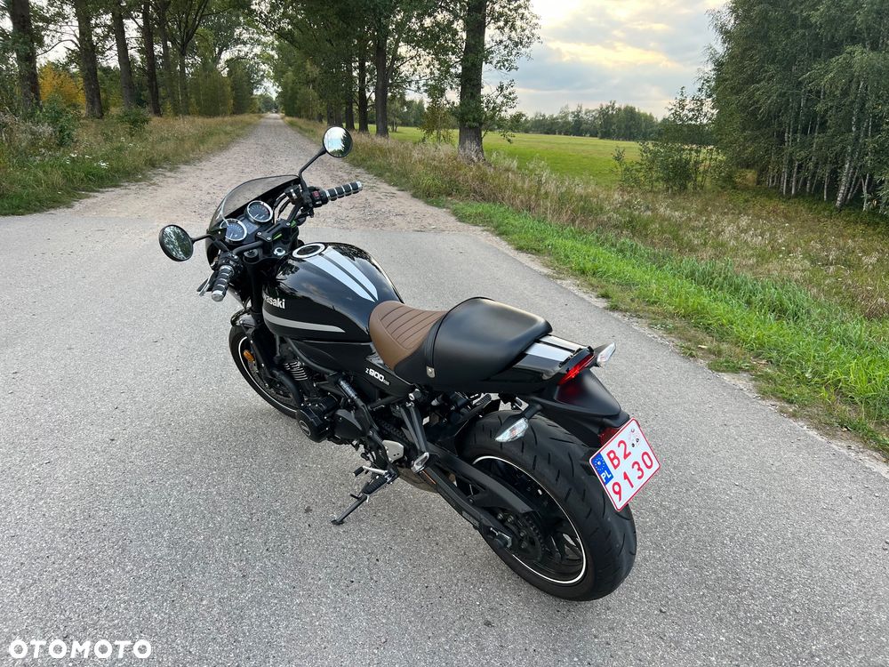 Kawasaki Z 900 RS - 4