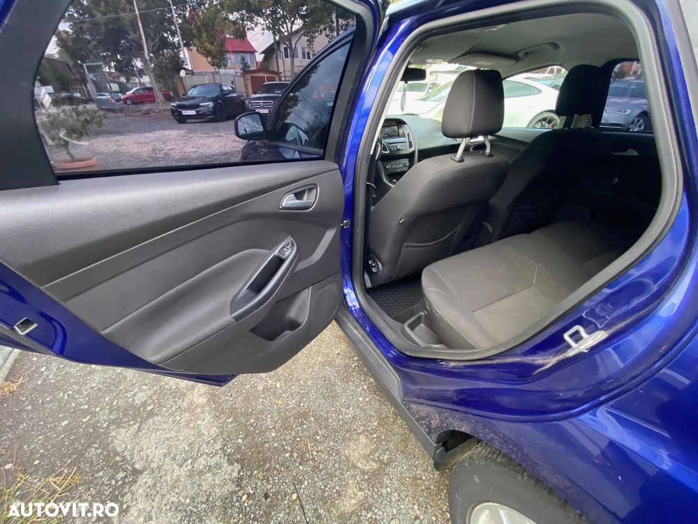 Ford Focus 1.5 TDCi DPF Start-Stopp-System Business - 10