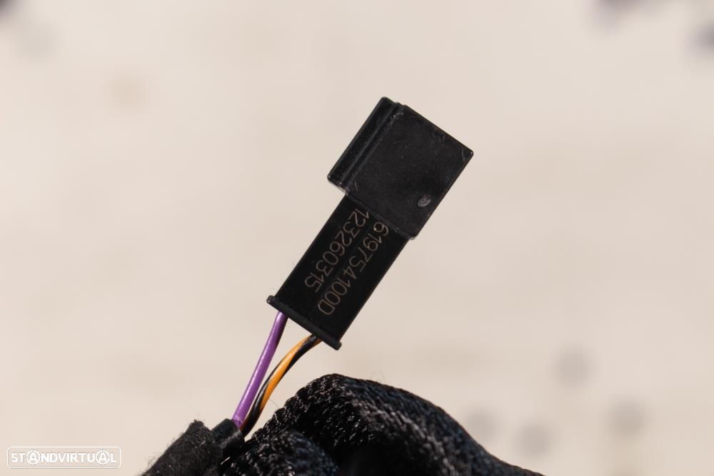 Encaixe De Cinto Traseiro Bmw 1 (F20)  7355471 / 7 355 471 / 7266352 / - 6