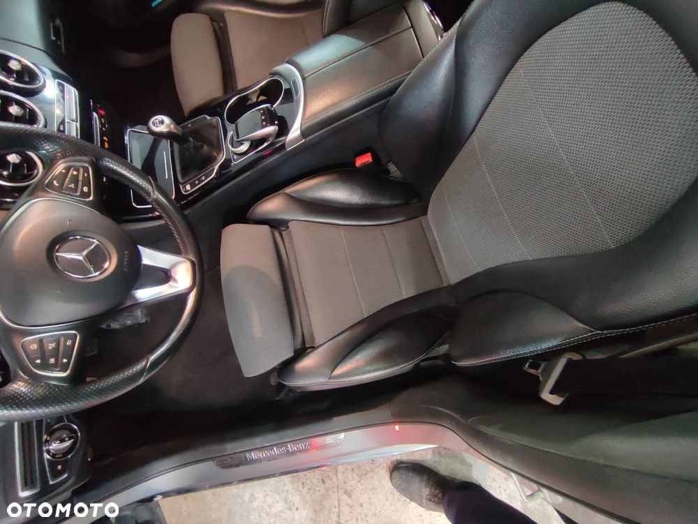 Mercedes-Benz Klasa C 200 (BlueTEC) d Avantgarde - 4