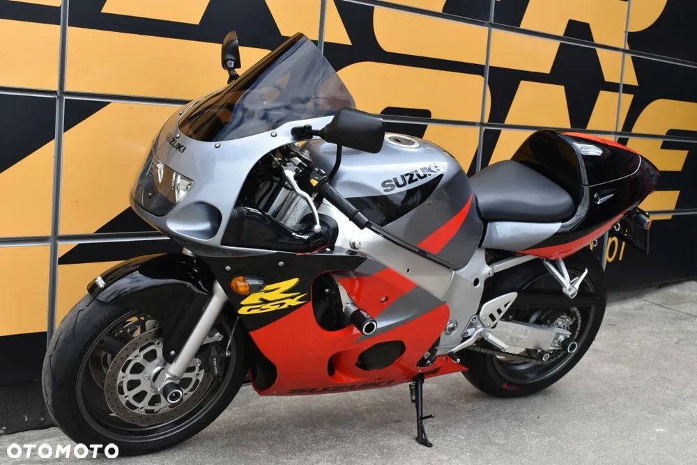 Suzuki GSX-R - 7