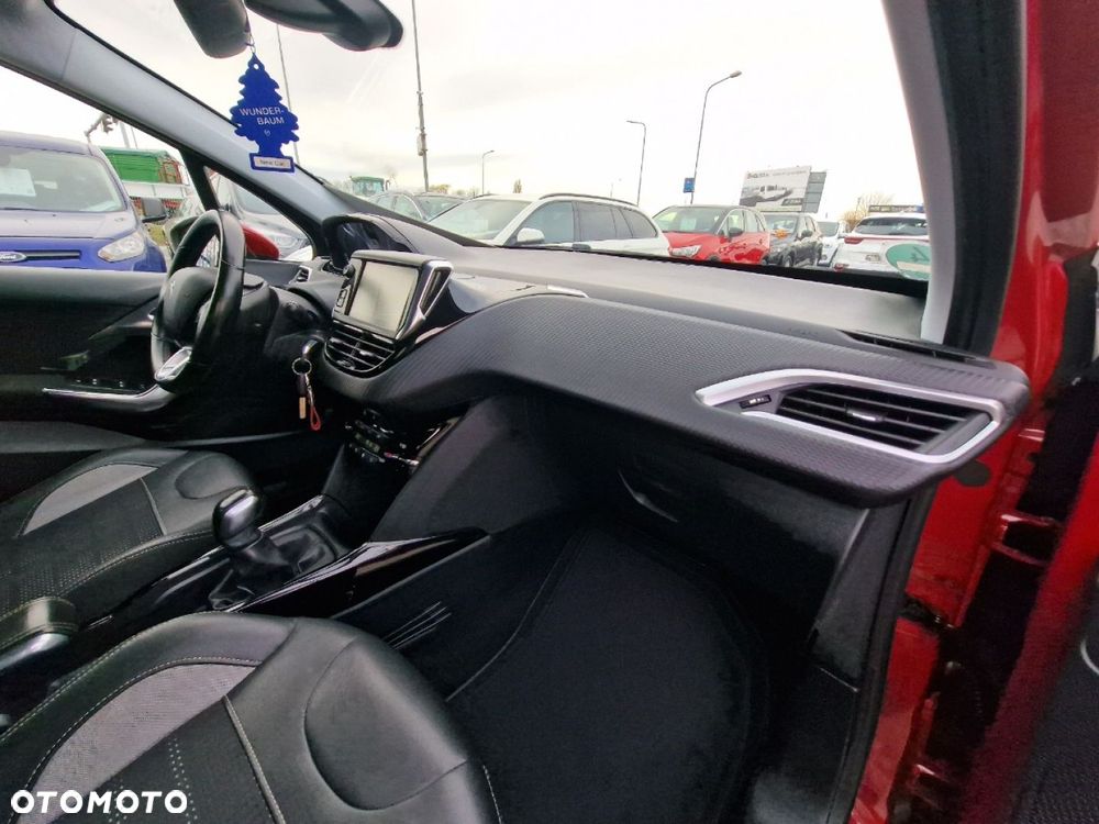 Peugeot 2008 - 24