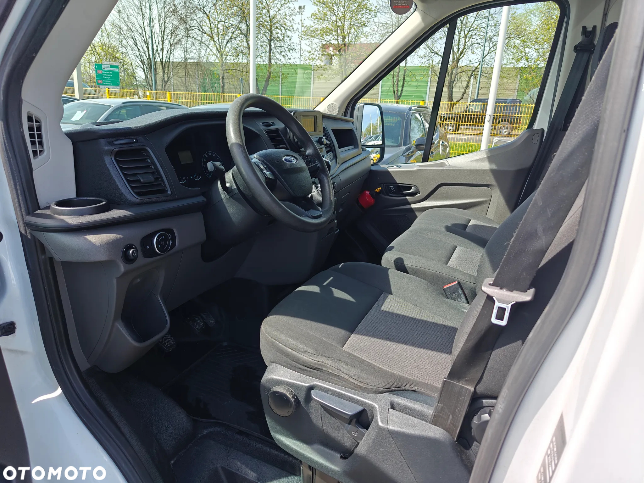 Ford Transit - 9