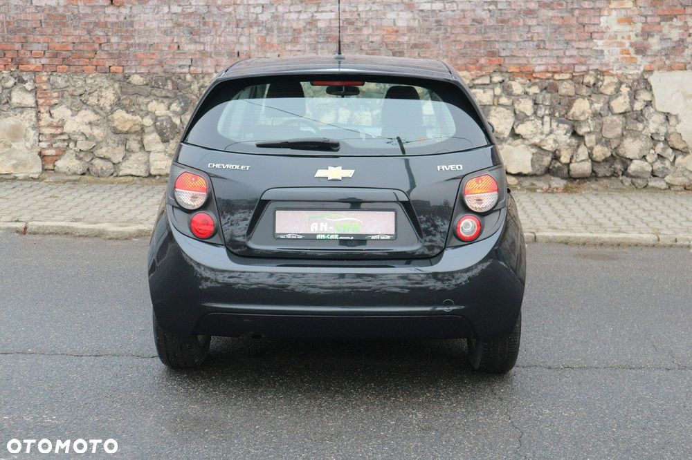 Chevrolet Aveo 1.2 LT - 9
