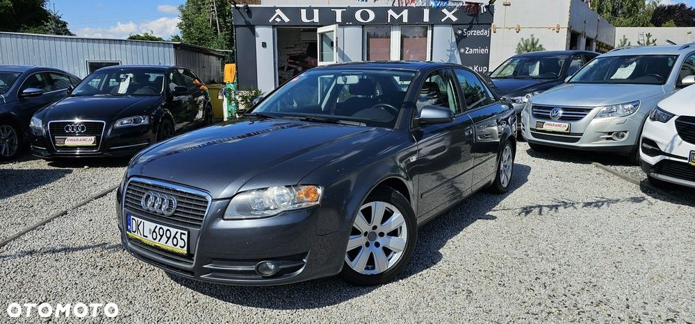Audi A4 Limousine - 5