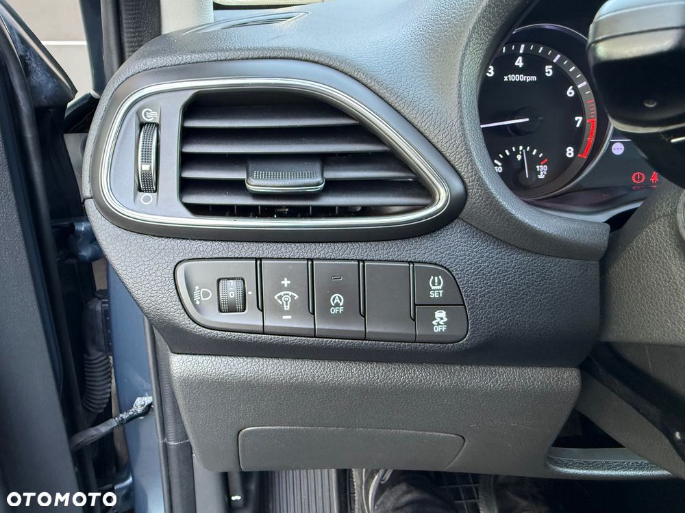 Hyundai i30 1.5 DPI Comfort - 16