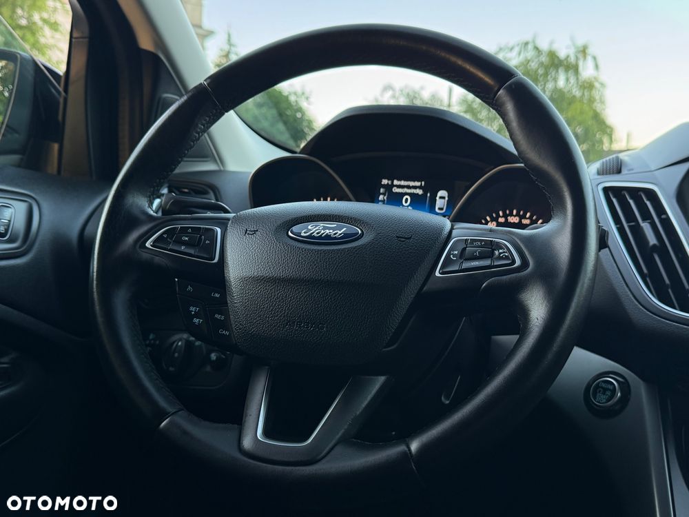 Ford Kuga 2.0 TDCi 4x4 Titanium - 33