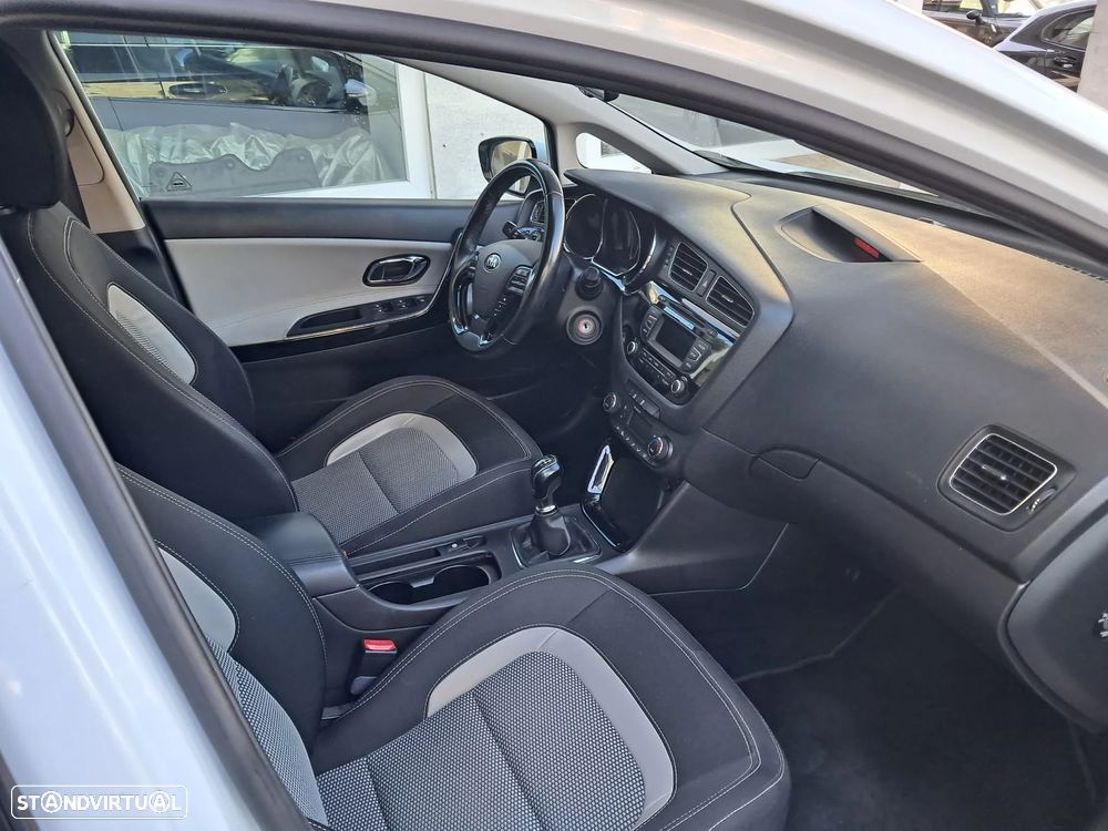 Kia Ceed SW 1.4 CRDi More Edition - 5