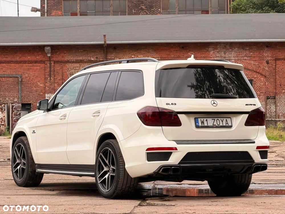 Mercedes-Benz GL 63 AMG - 24